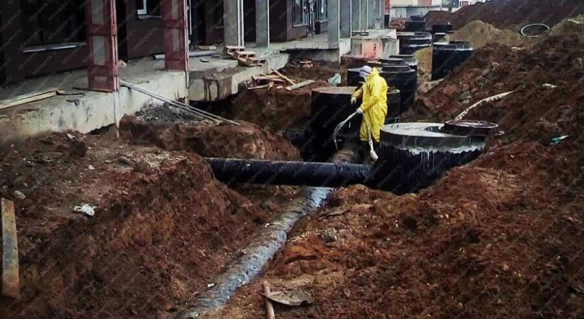 Теплоизоляция труб заливкой ППУ